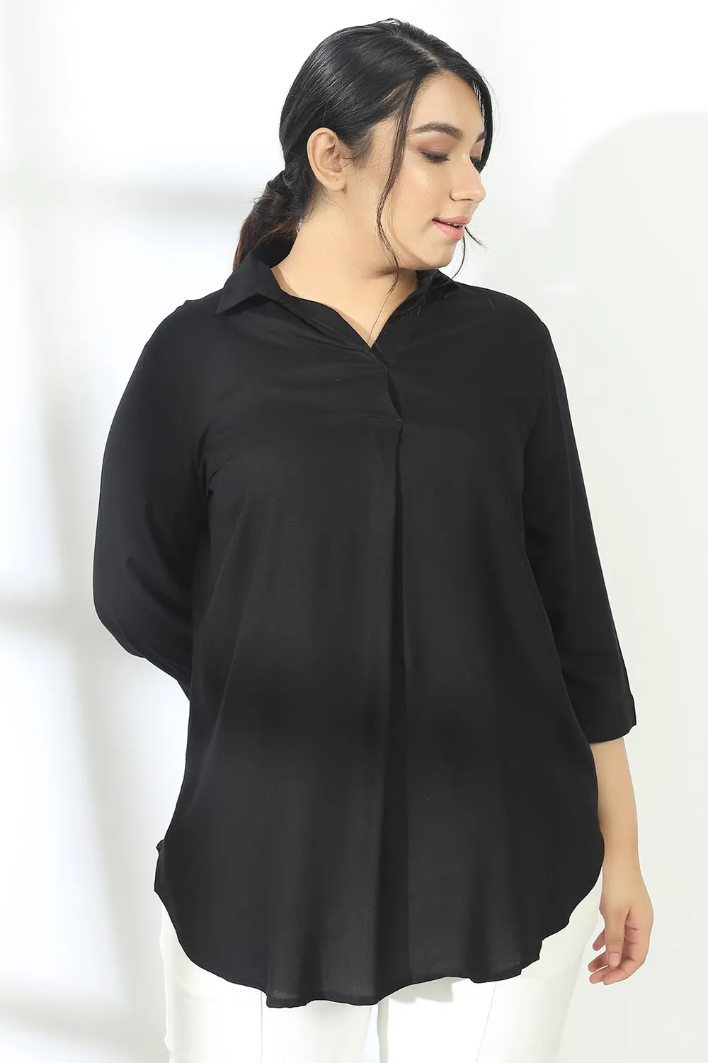 Black Centre Pleat Top