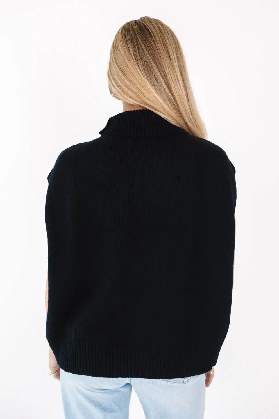 Lights Of London Sweater - Black