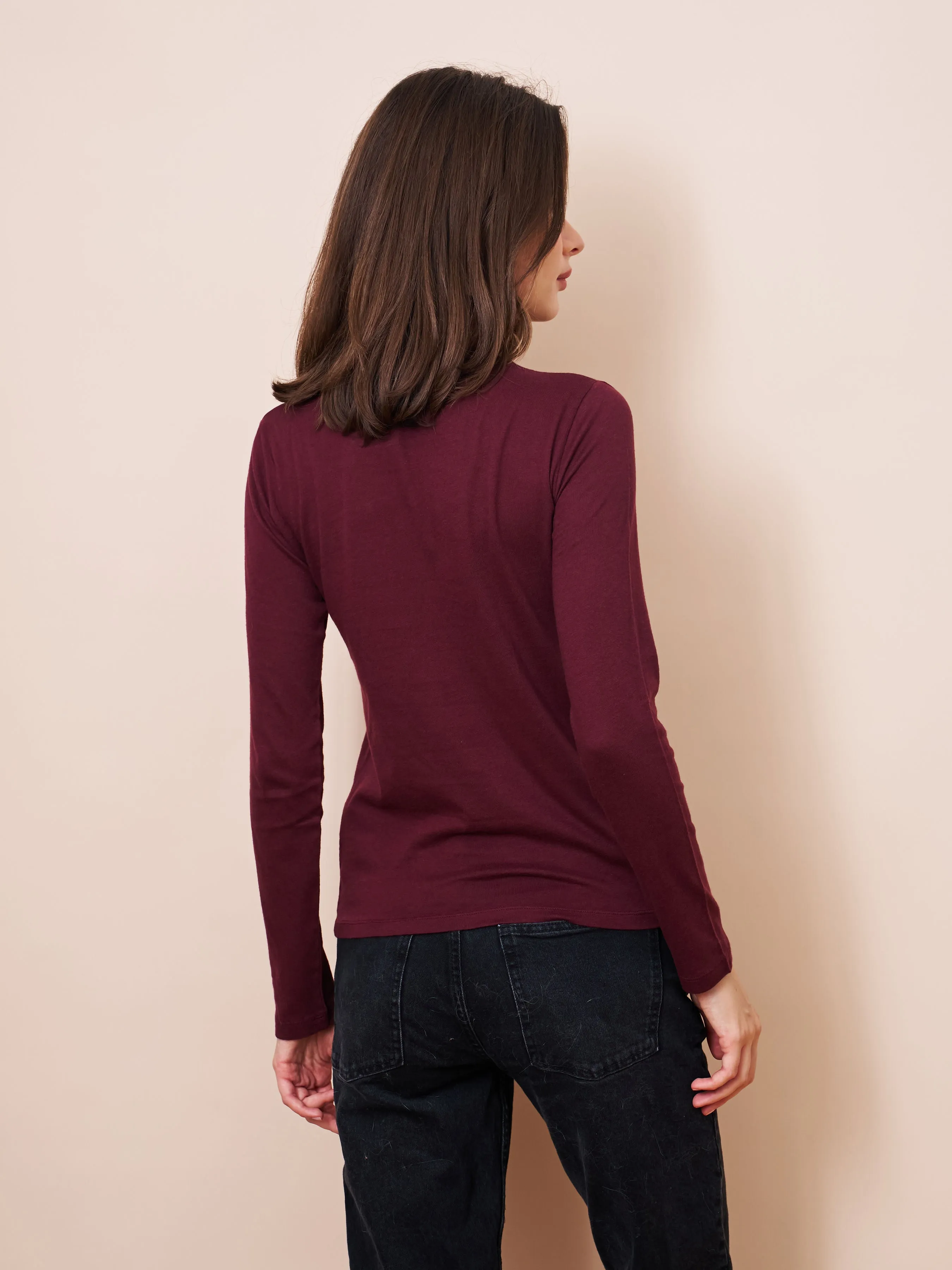 Majestic Long Sleeve Cotton/Cashmere Turtleneck in Prune