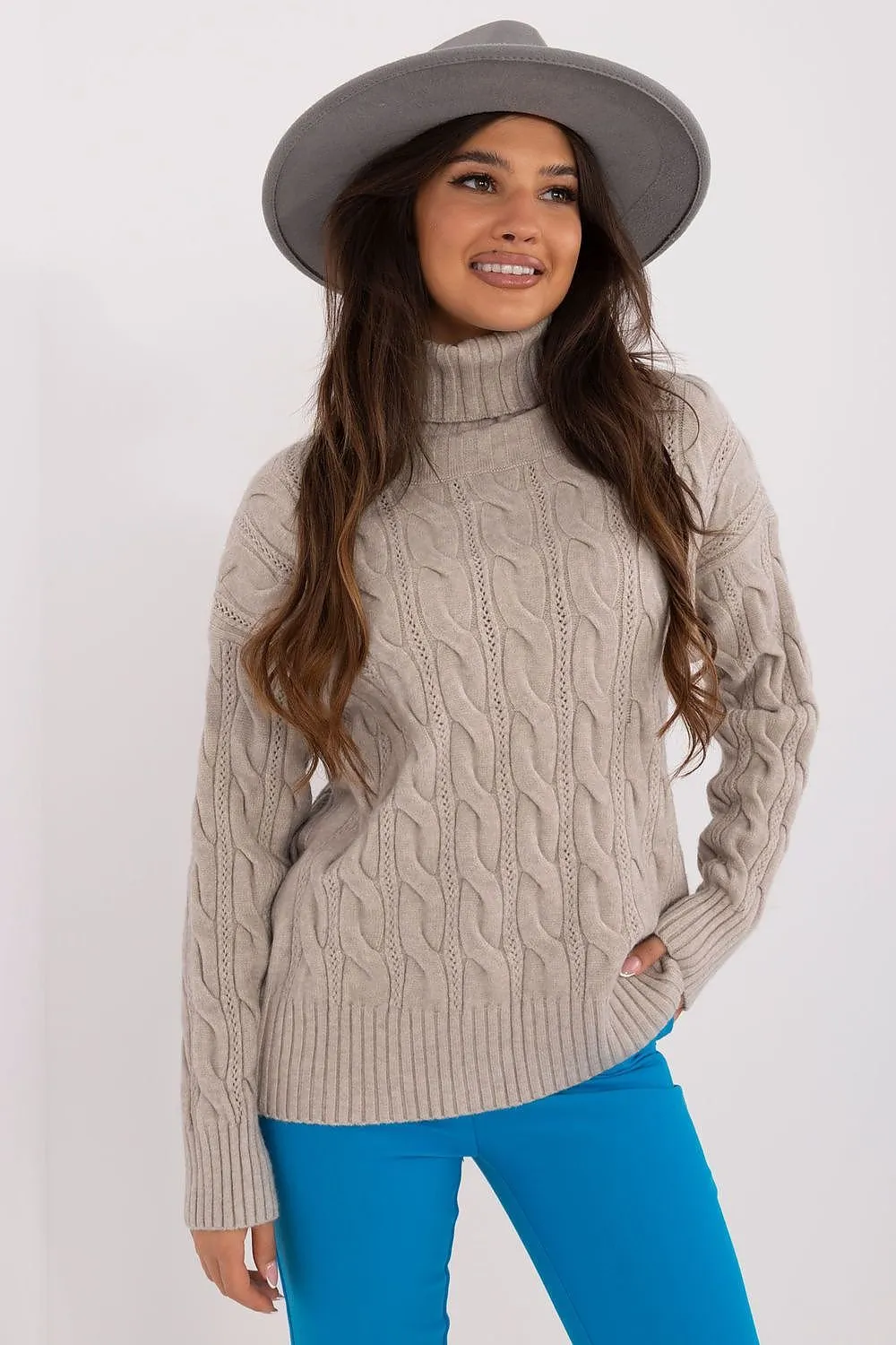 TEEK - Knitted Textured Turtleneck