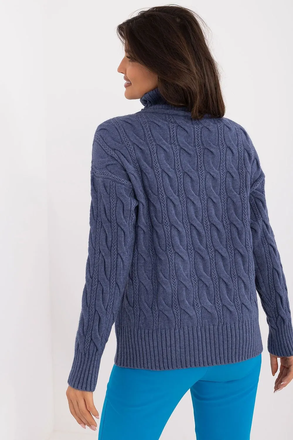 TEEK - Knitted Textured Turtleneck