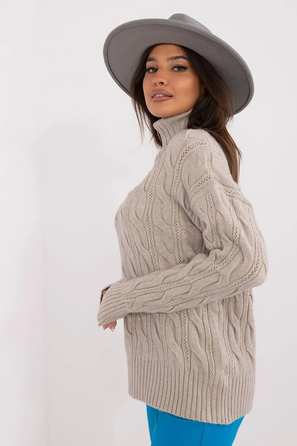 TEEK - Knitted Textured Turtleneck