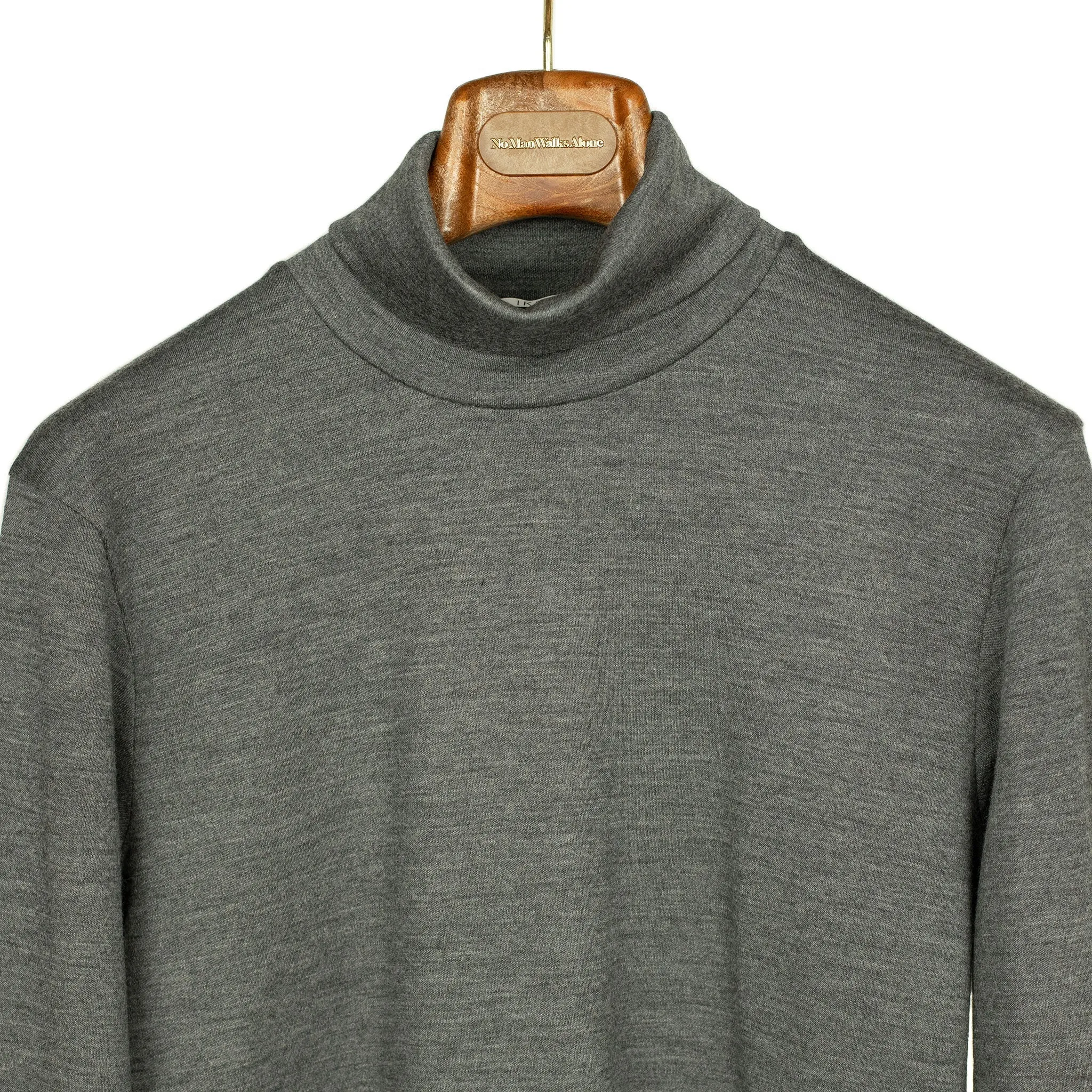 Turtleneck in grey wool jersey