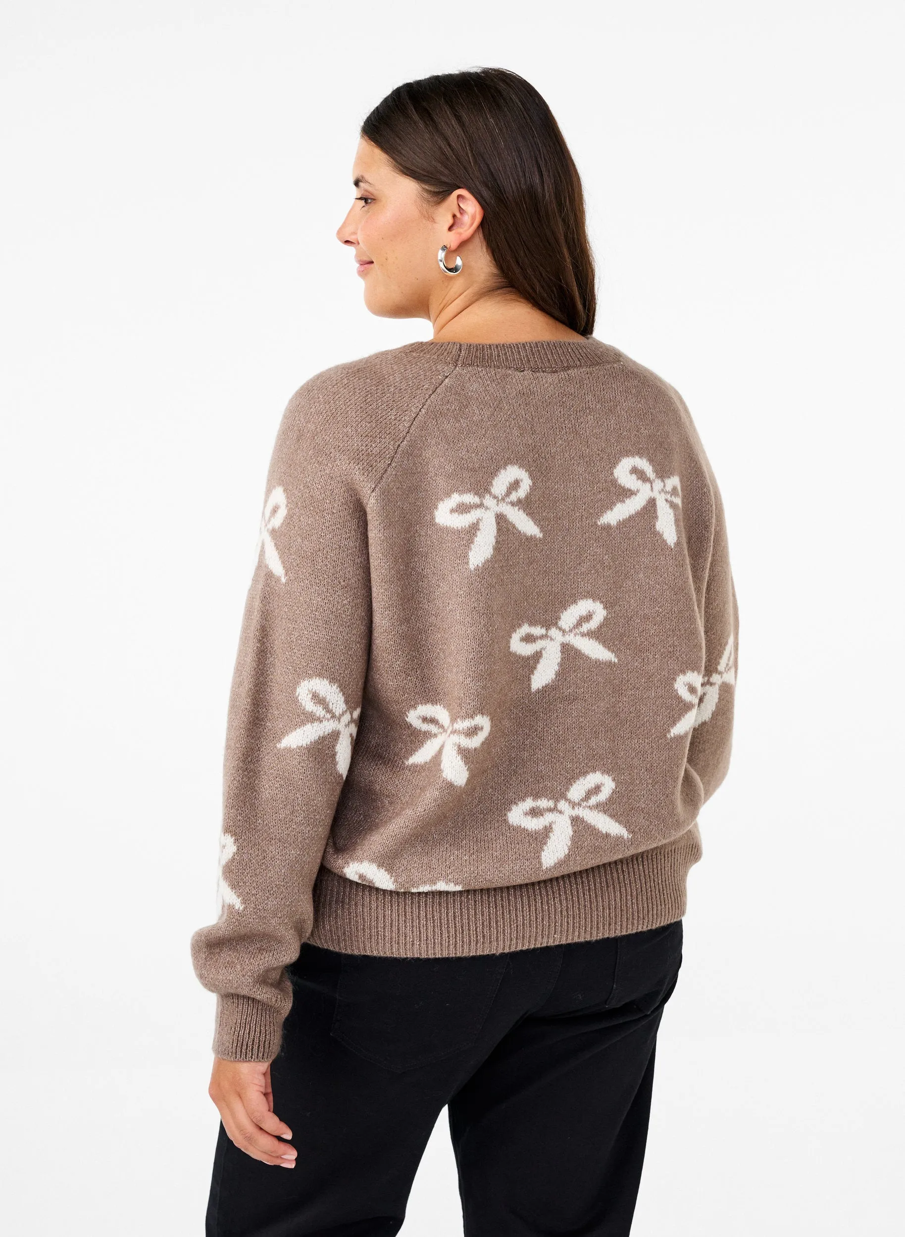 Zizzi Bowy Knit Jumper in Beige